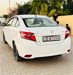 تۆیۆتا یارس